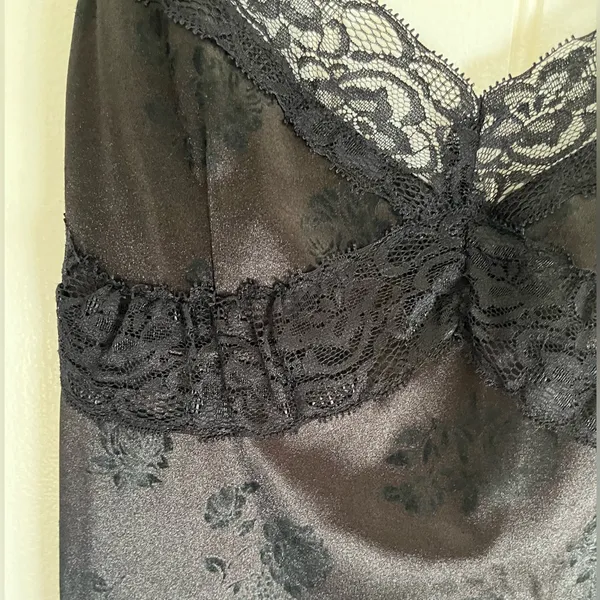 Motel Rocks Slip Mini Black Lace Dress - Image 4