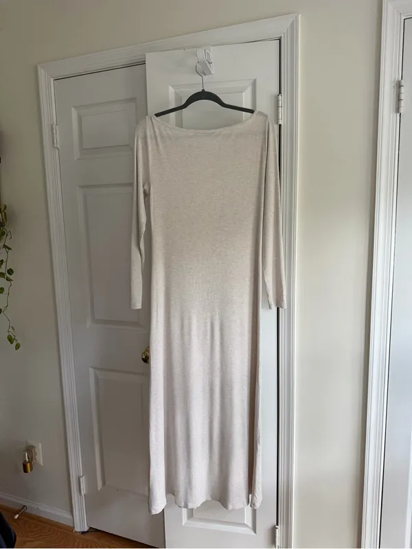 Aritzia The Group by Babaton Luxe Lounge Tulsi Ribbed Maxi Dress M Oatmeal - Image 5