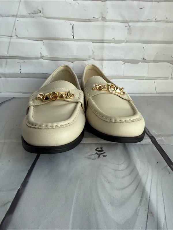 ALDO Laurea Cream Leather Loafers with Gold Chain Accent - NWOB - Image 2
