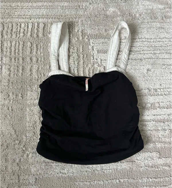 Free People Black Top Tank - Image 2