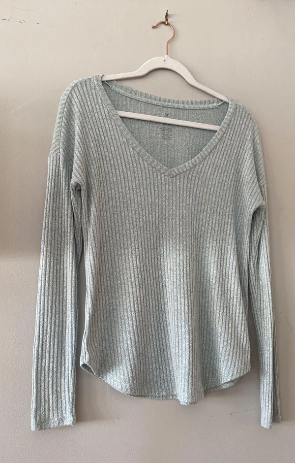 American Eagle soft & sexy rib long sleeve - Image 3