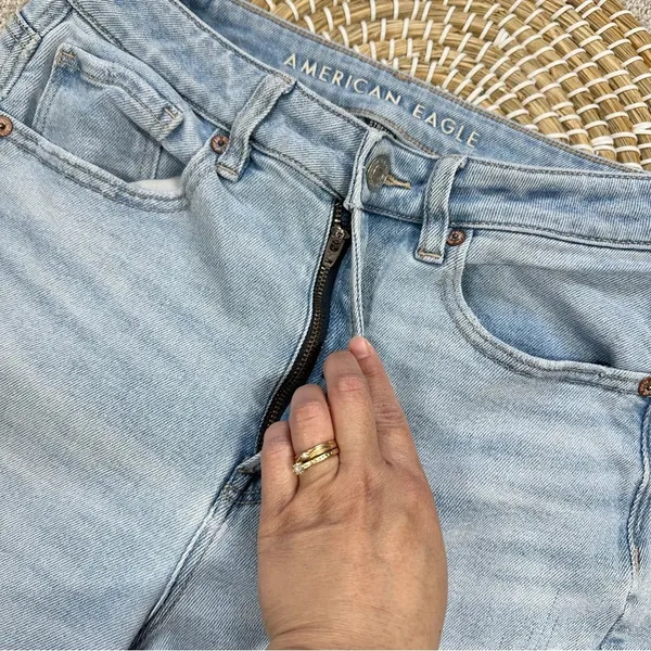 American Eagle Stretch Mom Straight Jeans Distressed Ripped Blue Size 6 Short - Image 6