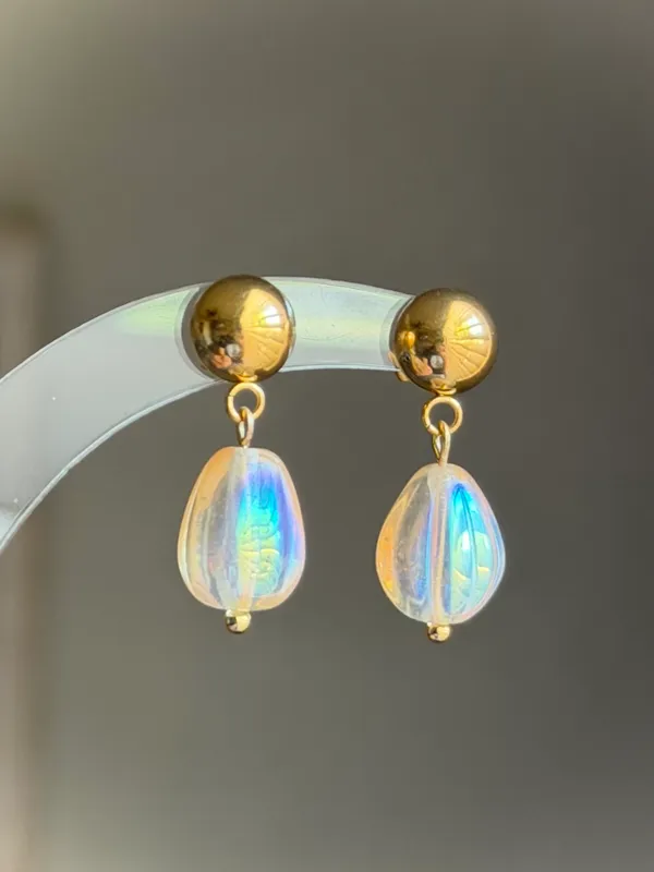 Handmade pear teardrop Czech glass simple minimalist earrings💛 - Image 2