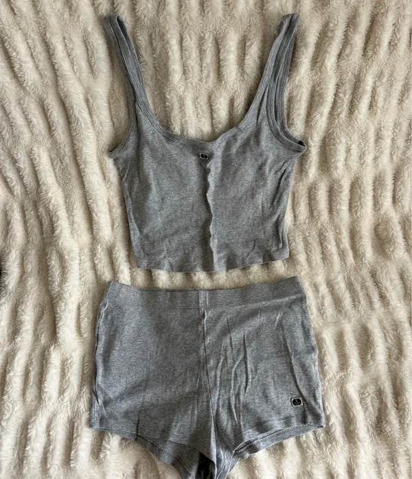 Victoria's Secret Gray Ribbed Crop Tank and Short Set - Image 2