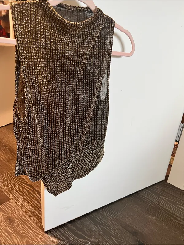 SheIn Sleeveless Metallic Knit Tank Top - Gold/Black - Image 5