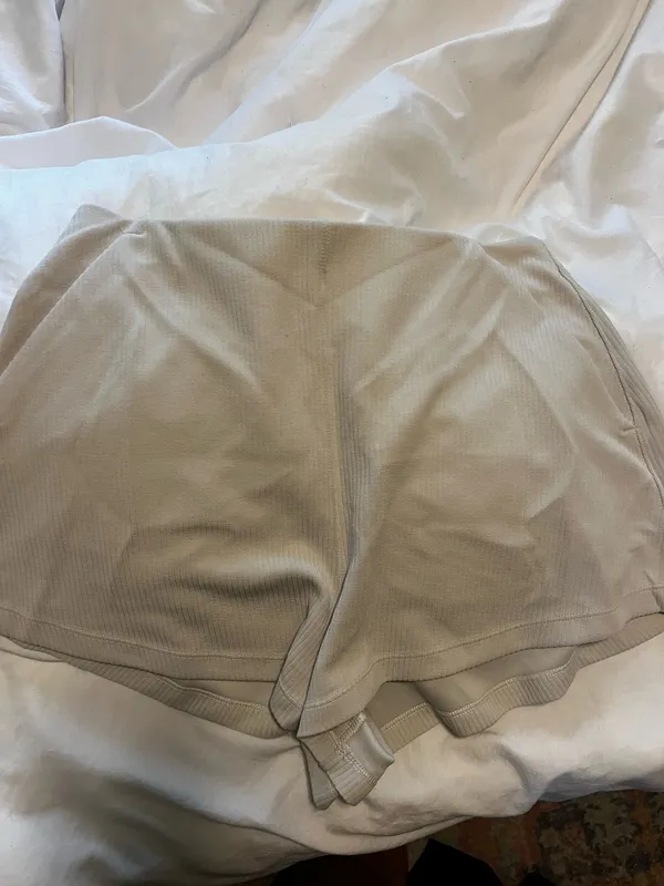 Lululemon Soft Stream High-Rise Shorts 2” - Image 2