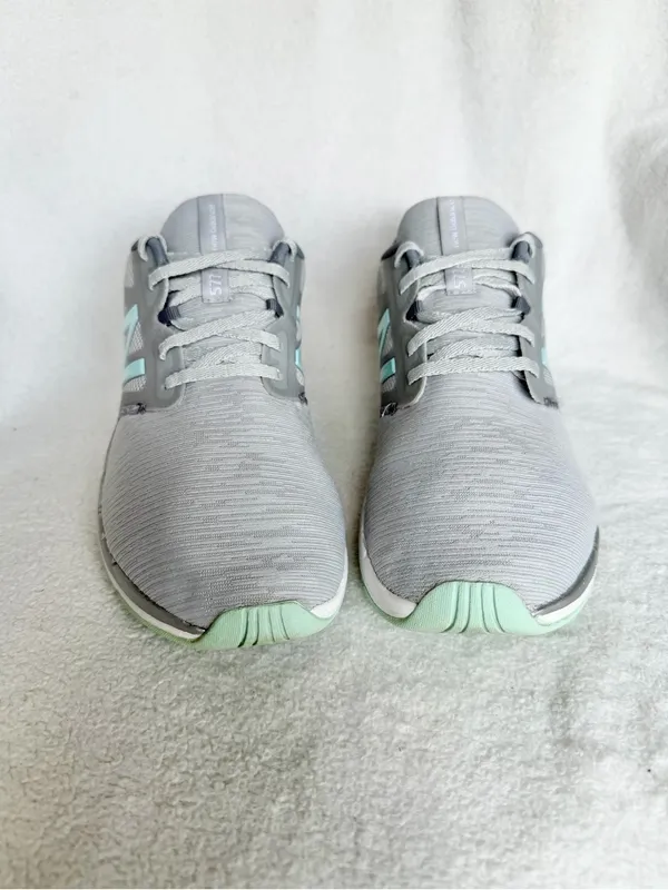 New Balance Womens Gray WX577LG5 Running Shoes Cross-Trainers Size 8 wide width - Image 4
