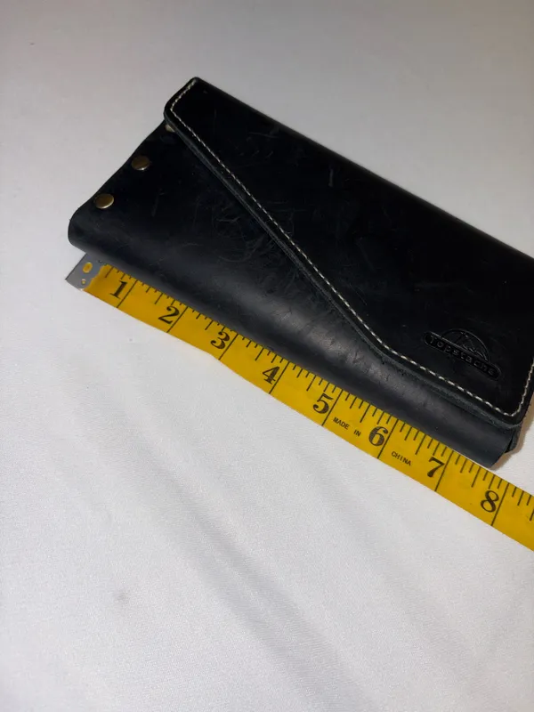 Cellphone case made to fit on belt magnetic closure inside pocket for cards - Image 5