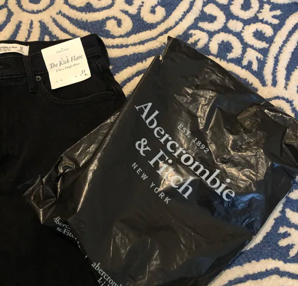 Abercrombie Curve Love High Rise Kick Flare Jeans - Image 7