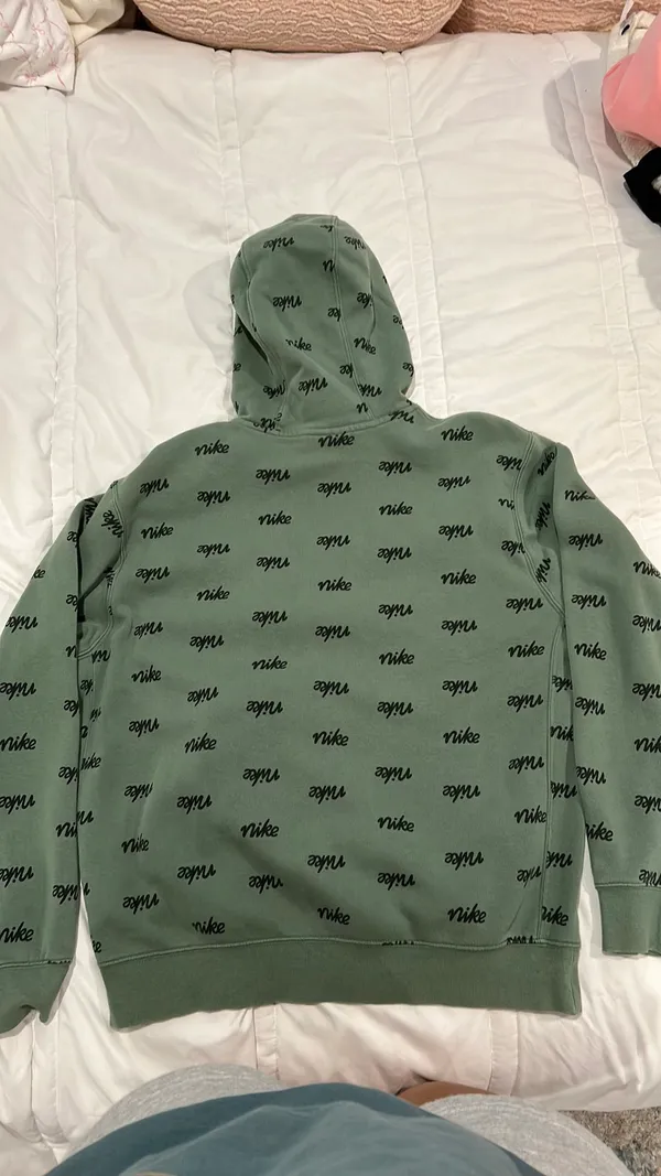 Nike Sweatshirt - Image 2