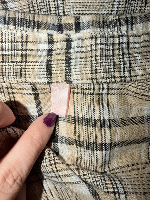 Classic Tan Beige Plaid Long Sleeve Button Down Shirt Blouse Casual Fall Size XL - Image 5