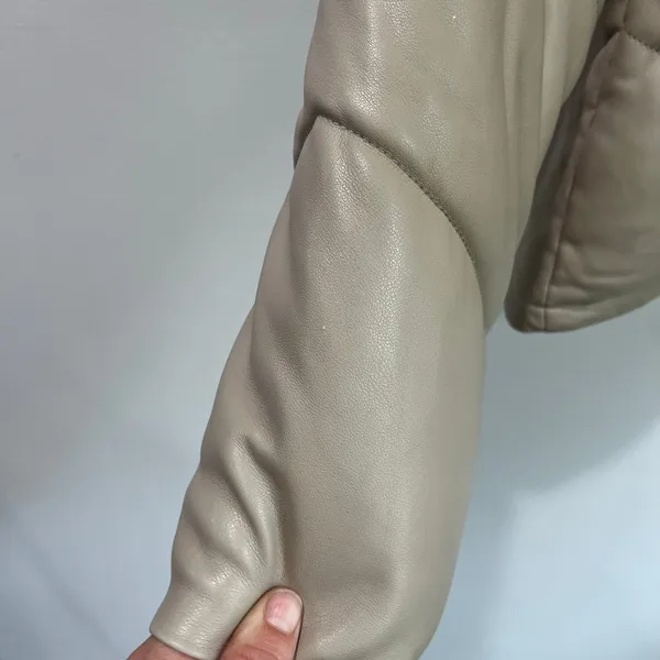 Abercrombie Vegan Leather Puffer Jacket Size M‎ Neutral Beige Cropped Winter - Image 10