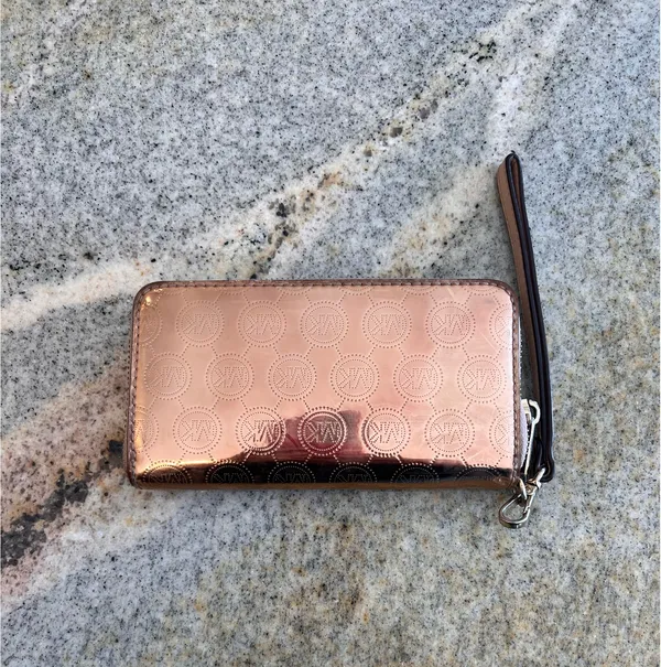 Michael Kors Wallet Wristlet Rose Gold - Image 2