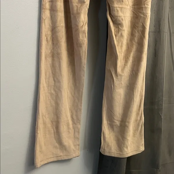 2pc set BCBG MAXAZRIA PANTS &SWEATER WOMENS NEW LARGE CAMEL/RHINESTONE - Image 8