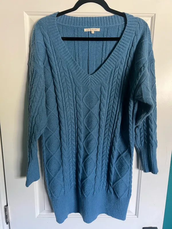 Luna Boutique blue sweater dress - Image 2
