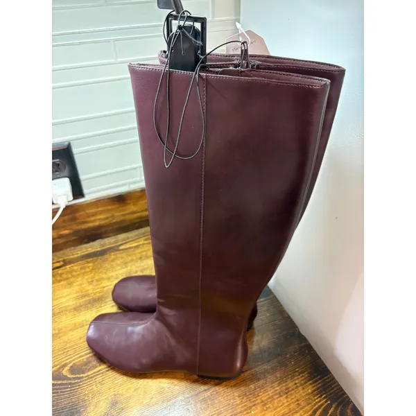 Time And Tru Burgundy Tall‎ Boots Size 7 - Image 2
