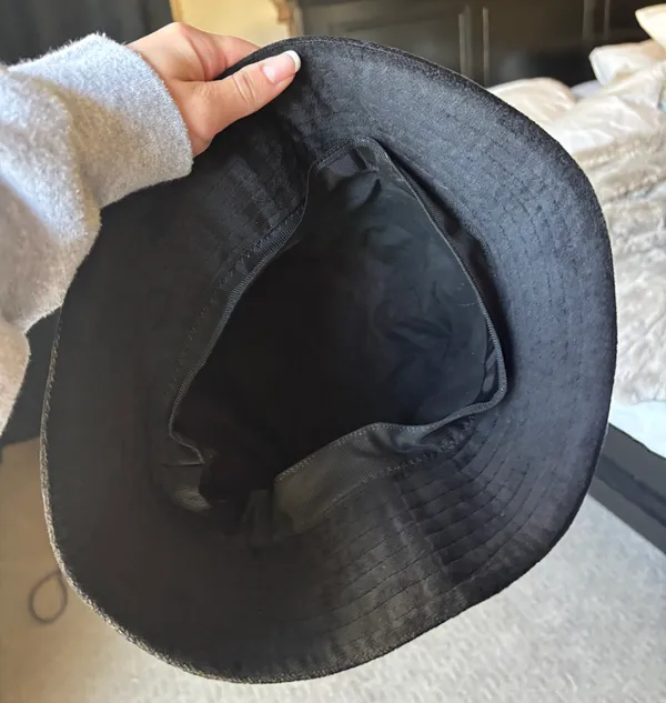 Juicy Couture Bucket Hat - Image 2