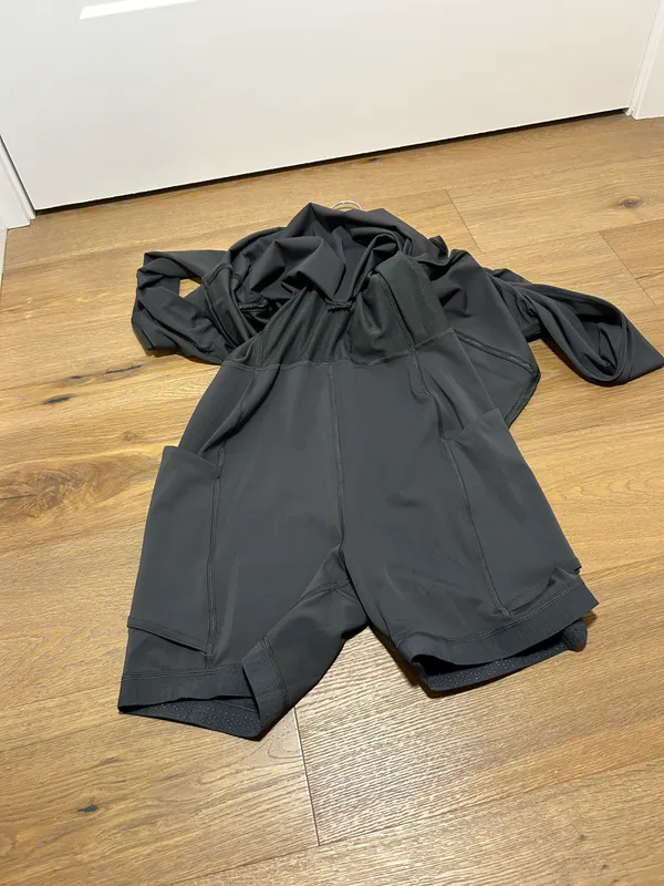 size 6 Grey Tennis Dress - Image 9