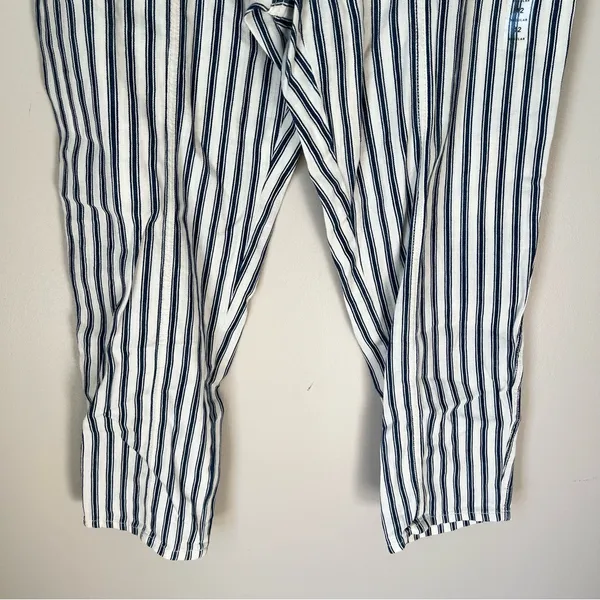 American Eagle Women’s Striped High Rise Taper Fir Pants Size 12 New - Image 3
