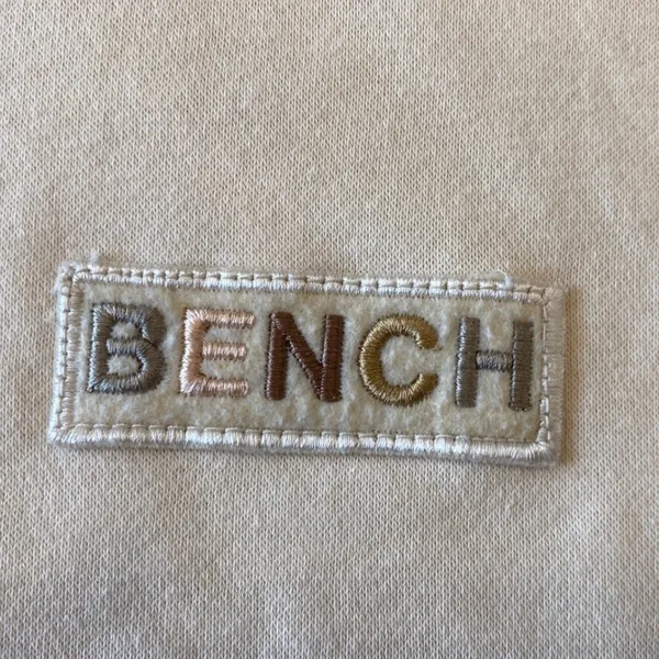 Bench Womens M Cream Cropped Pullover‎ Hoodie Sweatshirt Embroidered Logo - Image 6