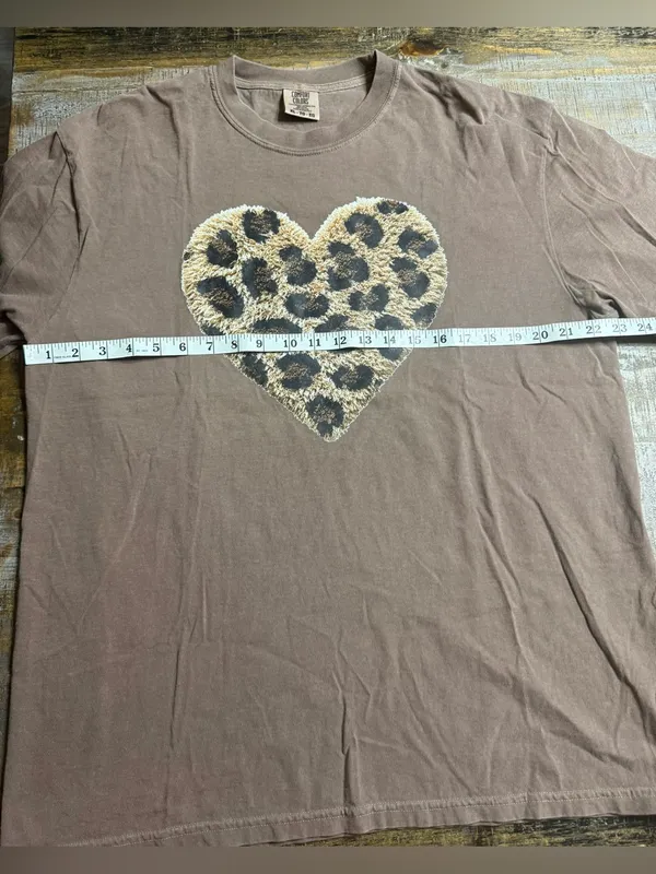 Comfort Colors Espresso Short-Sleeve Tee with Leopard Heart - Image 5