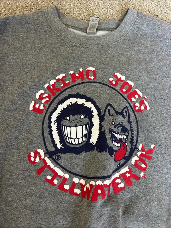 Eskimo Joe’s Gray Crewneck Graphic Sweatshirt size medium - Image 2