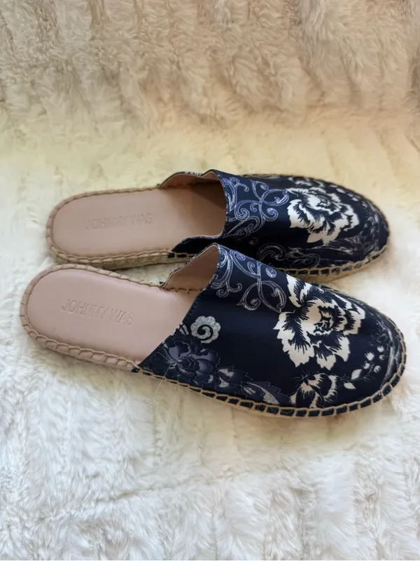 Johnny Was Navy Floral Espadrille Mules - Image 7