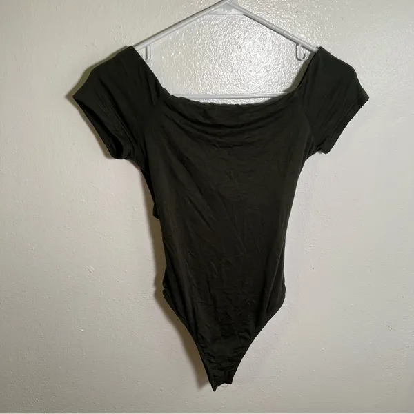 Lush Women's Size Small Off Shoulder Bodysuit Dark Green Open Cross Back Stretch - Image 6