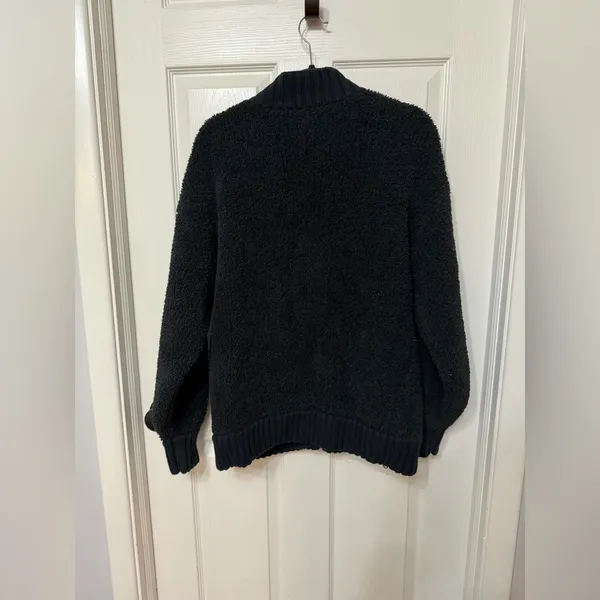 AERIE Sherpa bomber jacket , cardigan size medium‎ black full zip - Image 6