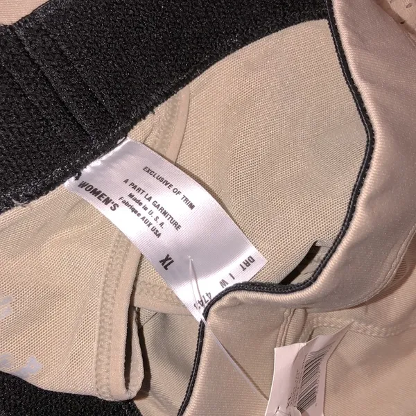 Patagonia tan sports bra size XLarge new with tags - Image 4