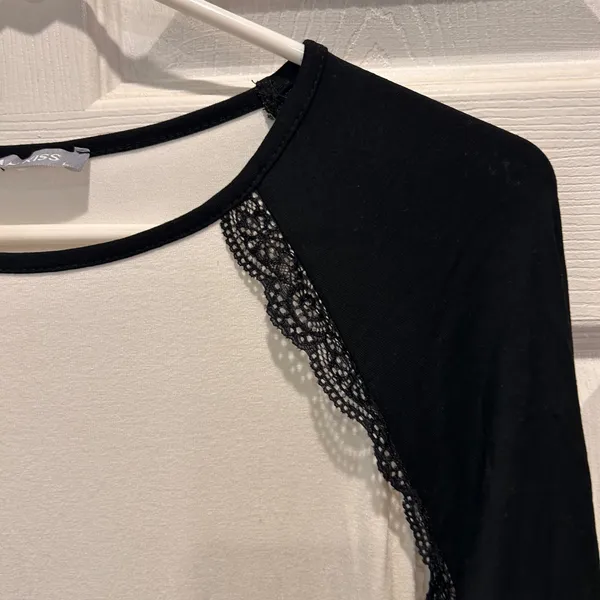 MILAN KISS Womens Long Sleeve Lace Trim Baseball Tee Top‎ White Black Size L - Image 2