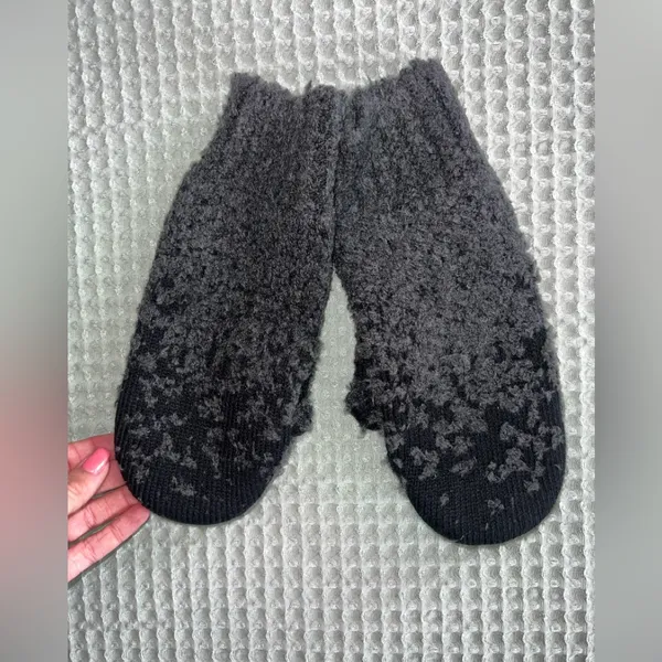 NWT Lululemon‎ Ombre Knit Textured Mittens M/L - Image 5