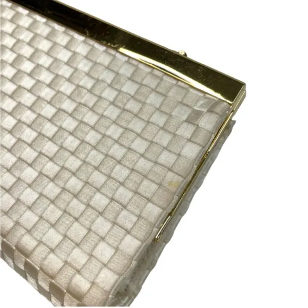 Lord & Taylor Cream Weave Purse Clutch - Image 2