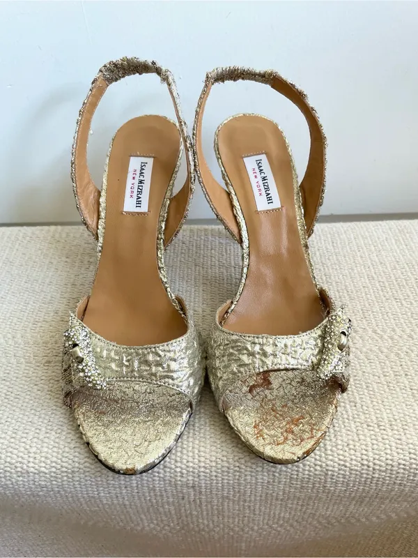 Vintage Y2K Issac Mizrahi Gold Foiled Sling Back Heels Size 36 Made In Italy - Image 2