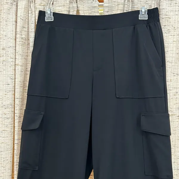 Lou & Grey Heavyweight Luvstretch Wide Leg Cargo Pants - Image 2