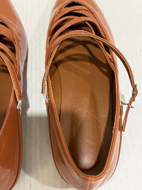 Women’s Pointed Toe Mary Jane Flats Brown Patent Crisscross Strappy Size 41 - Image 11