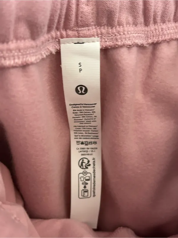Lululemon scuba oversized shorts sz small - Image 9