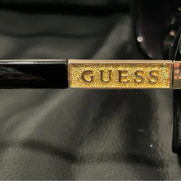 Guess Black and Gold Accent Accessory - Image 6