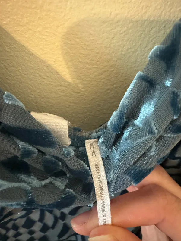 Urban Outfitters Top Out From Under - Image 4