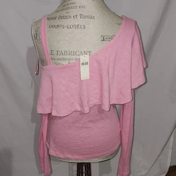 NWT Anthropologie Womens‎ Postmark Pink Ruffle Cold Shoulder Sweater Small New - Image 2