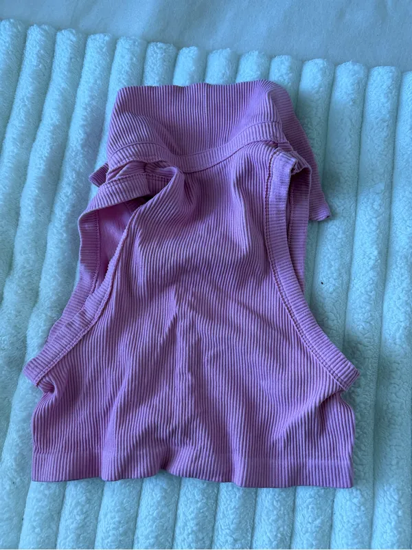 Urban Outfitters Pink Ribbed Crop Top - Image 4
