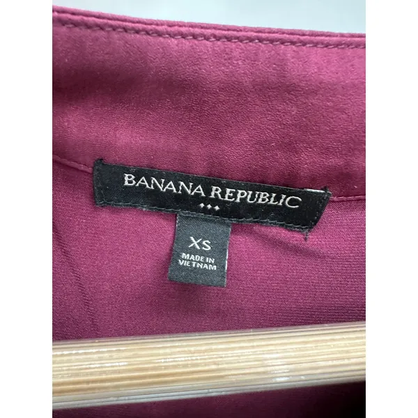 Banana Republic Factory Burgundy Surplice‎ V-Neck Tank Top Women's Size X-Small - Image 5