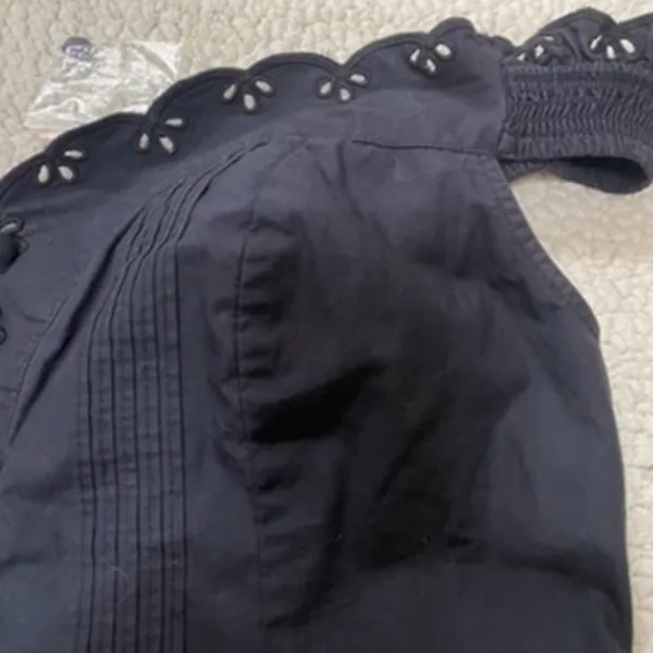 Free People Baby Scallop Top Cropped Off Shoulder Sweetheart neckline top.Large - Image 5