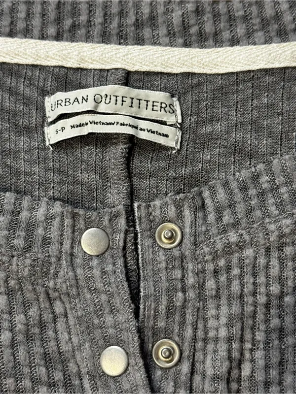 Urban Outfitters Ribbed Henley Long Sleeve Top - Gray - Image 5