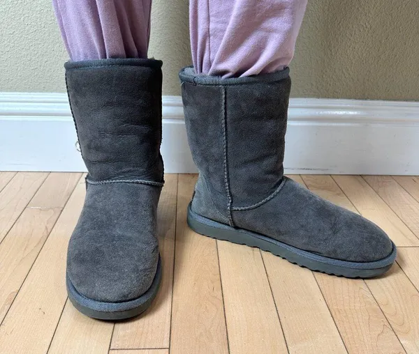 UGG Classic Medium Tall Boot Grey Shearling Size 8 - Image 3