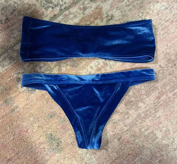 Frankie’s Bikinis Blue Velvet Bikini - Image 4