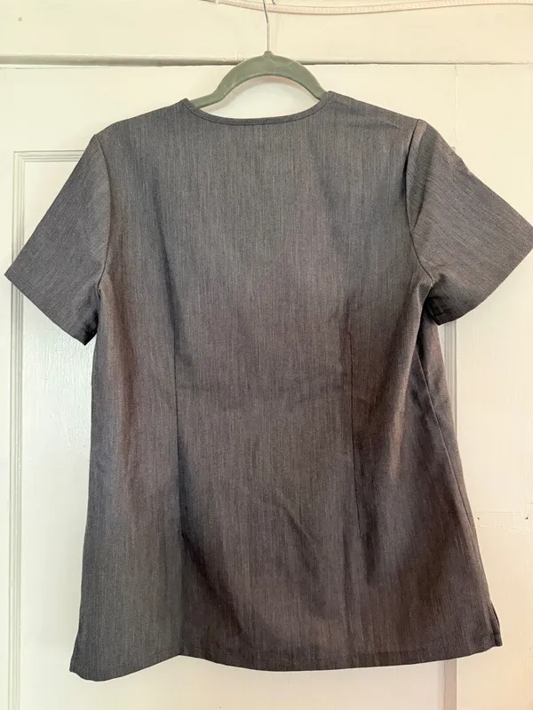 FIGS Scrub Top - Image 4