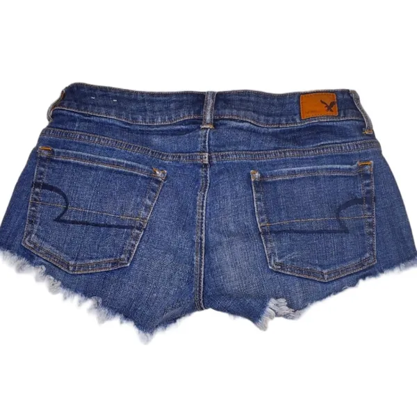 Hollister embroidered shorts - Image 2