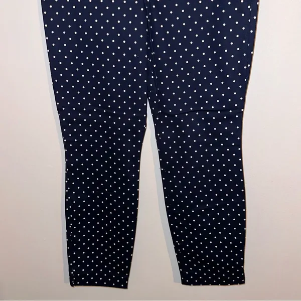 Old Navy women’s business casual stretchy Blue & White Polka Dot Pants size 8 🆕 - Image 13