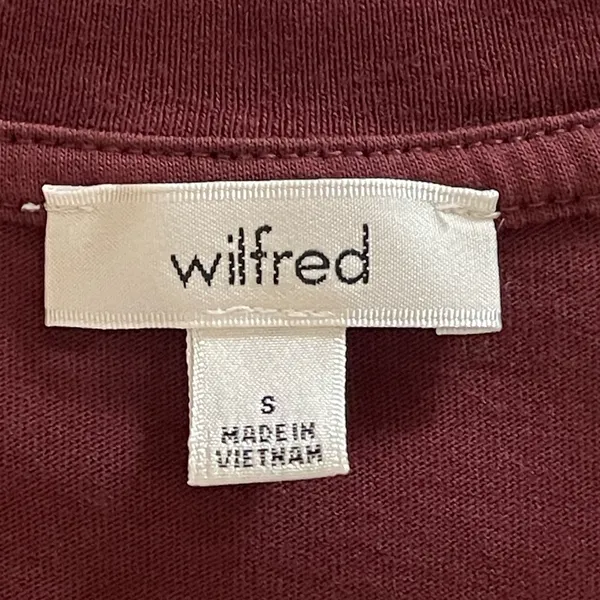 Wilfred Aritzia Women's Burgundy Cropped Top size Small - Image 4